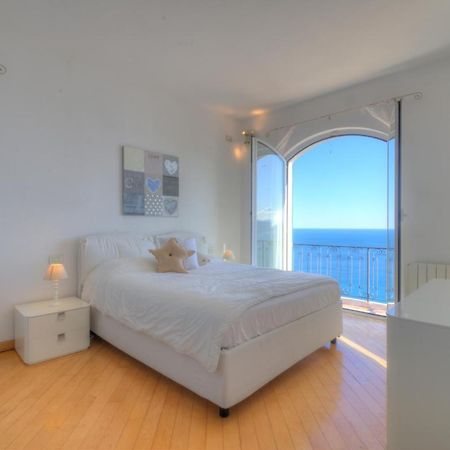Villa Ischia Attico Sul Mare A Verezzi 博尔焦韦雷齐 外观 照片