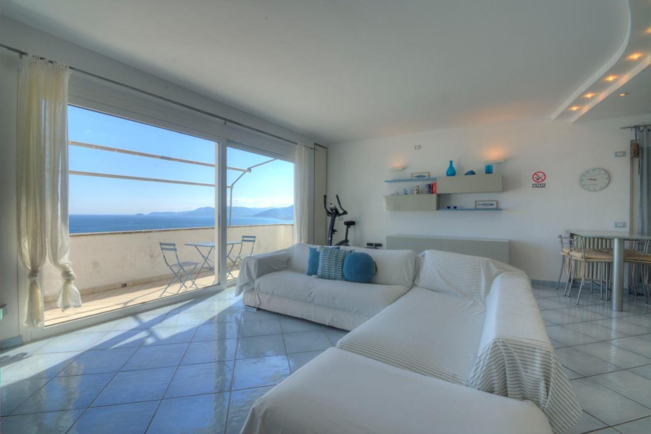 Villa Ischia Attico Sul Mare A Verezzi 博尔焦韦雷齐 外观 照片