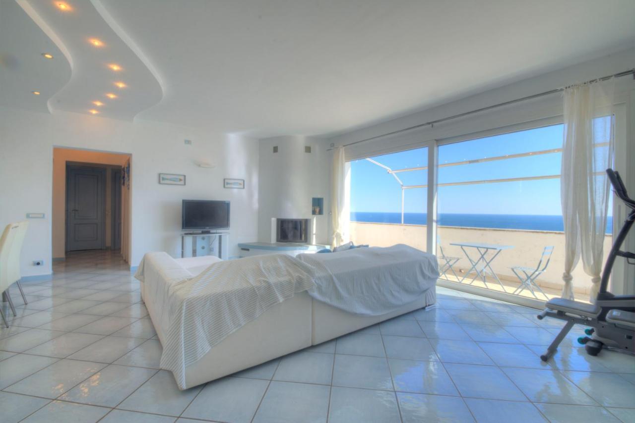 Villa Ischia Attico Sul Mare A Verezzi 博尔焦韦雷齐 外观 照片