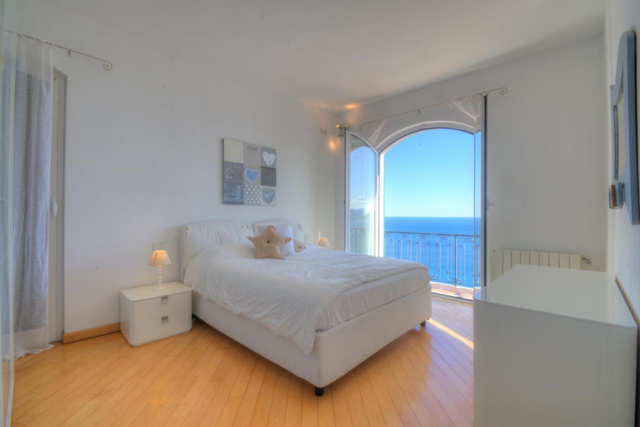Villa Ischia Attico Sul Mare A Verezzi 博尔焦韦雷齐 外观 照片