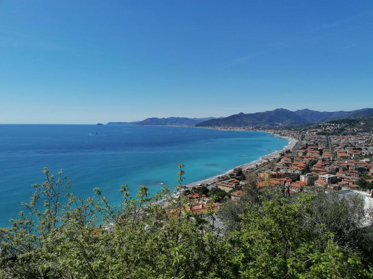 Villa Ischia Attico Sul Mare A Verezzi 博尔焦韦雷齐 外观 照片